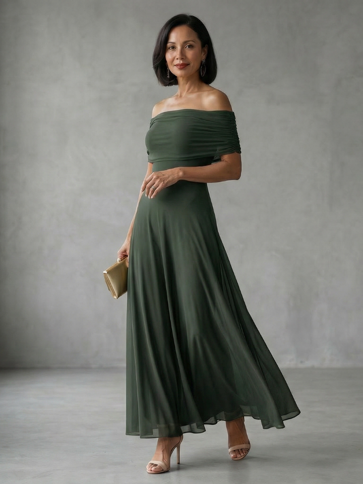 Juni | Off Shoulder Draped Midi Kjole