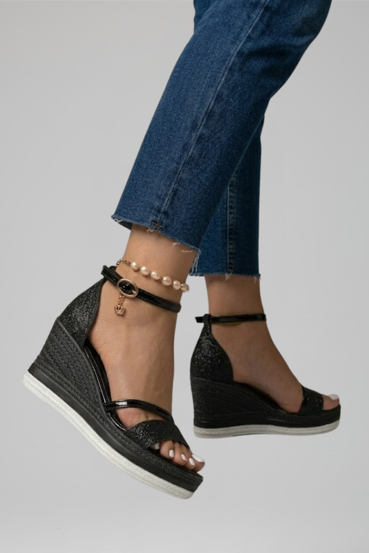 Women's Cushioned Sandals with Slip-On Design